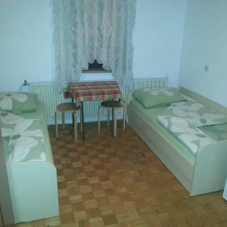 Tomdva * Sostanj